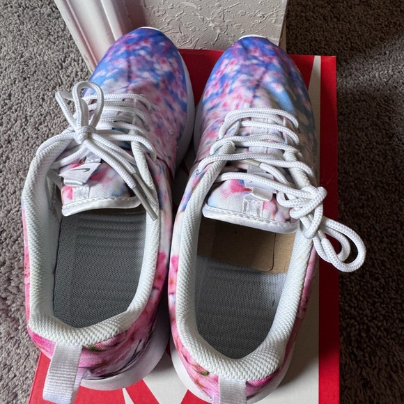 Nike Roshe run one cherry blossom sz 8 women’s walking gym workout shoes - Picture 5 of 8